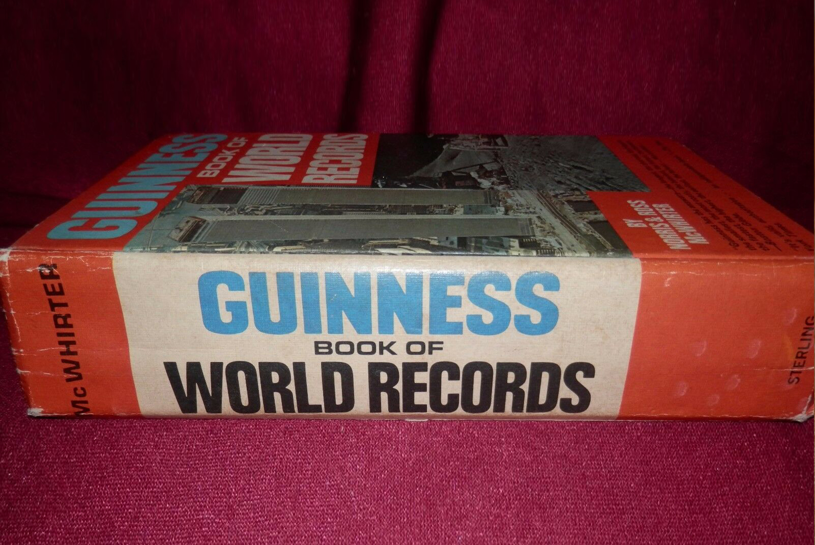 Guinness Book of World Recoords 1971-72